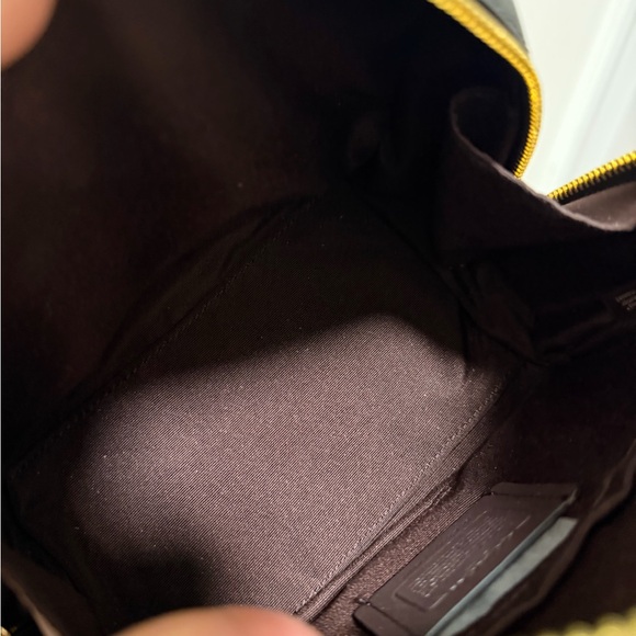 Coach Sydney Satchel Black Handbag - Picture 7 of 8